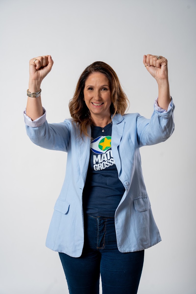 Juliana em foto oficial